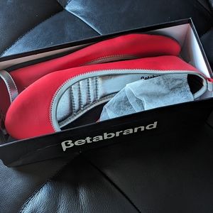 Betabrand bike to work shoes 10 fit like 9.5 NIB